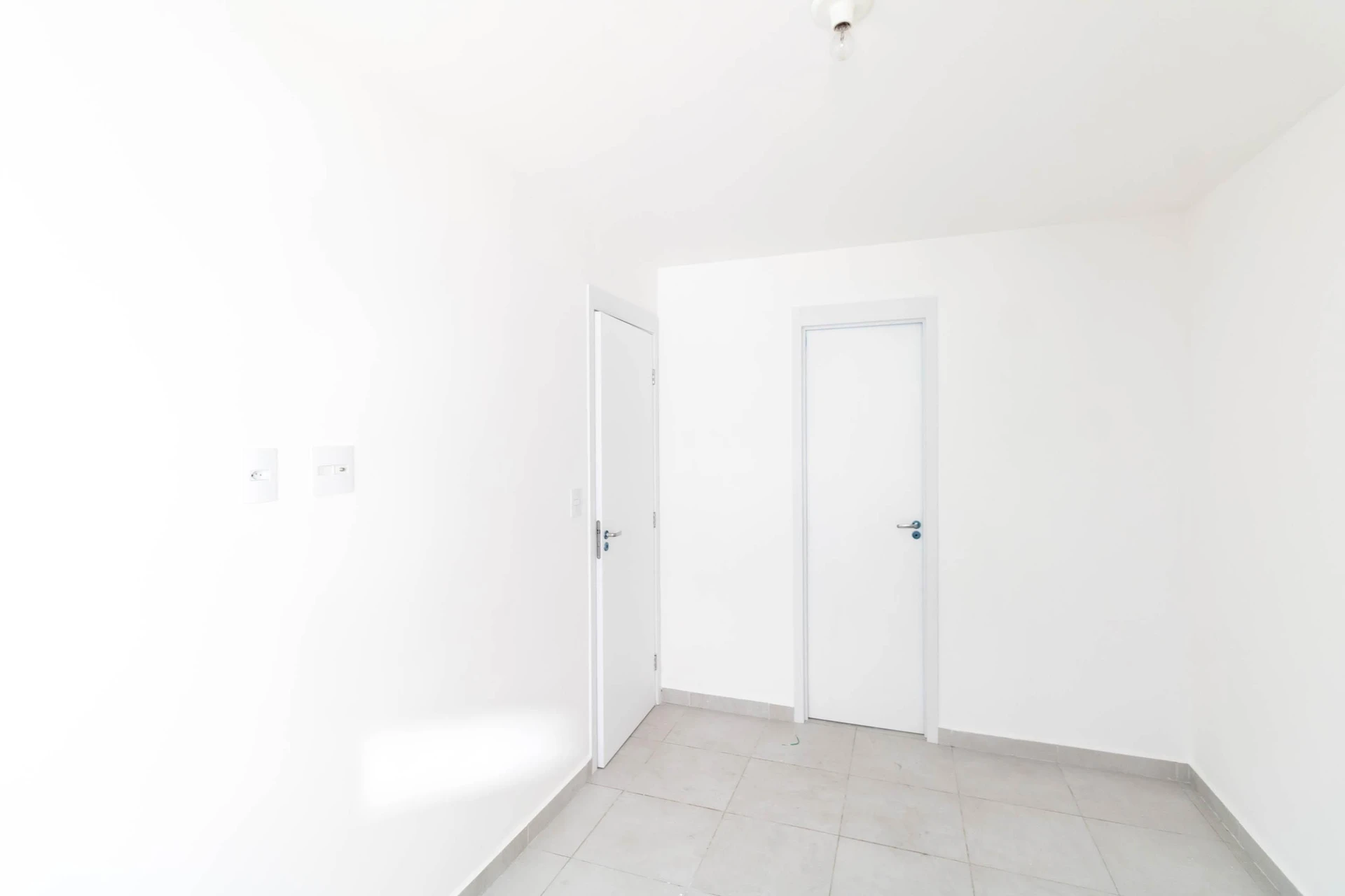 Apartment with 2 bedrooms, 1 en-suite and 1 parking spot — photo 63
