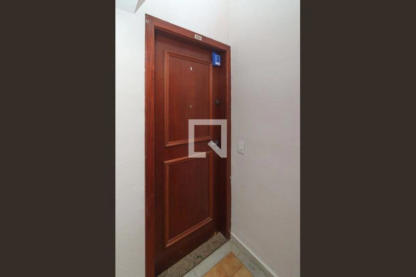 3-bedroom apartment with a mountain view in Rio de Janeiro — photo 36