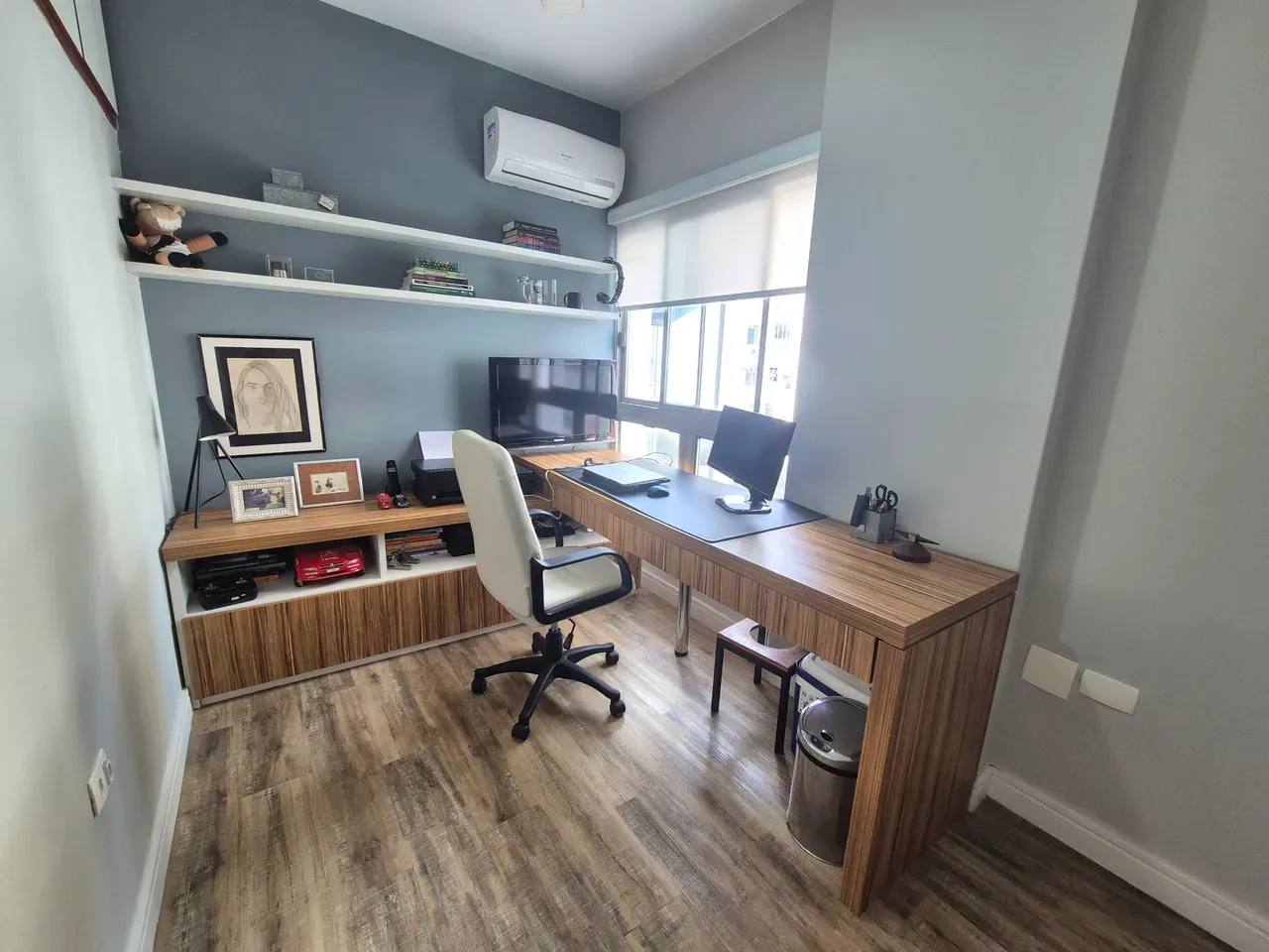 90 m² apartment with a home office and a washing machine — photo 16