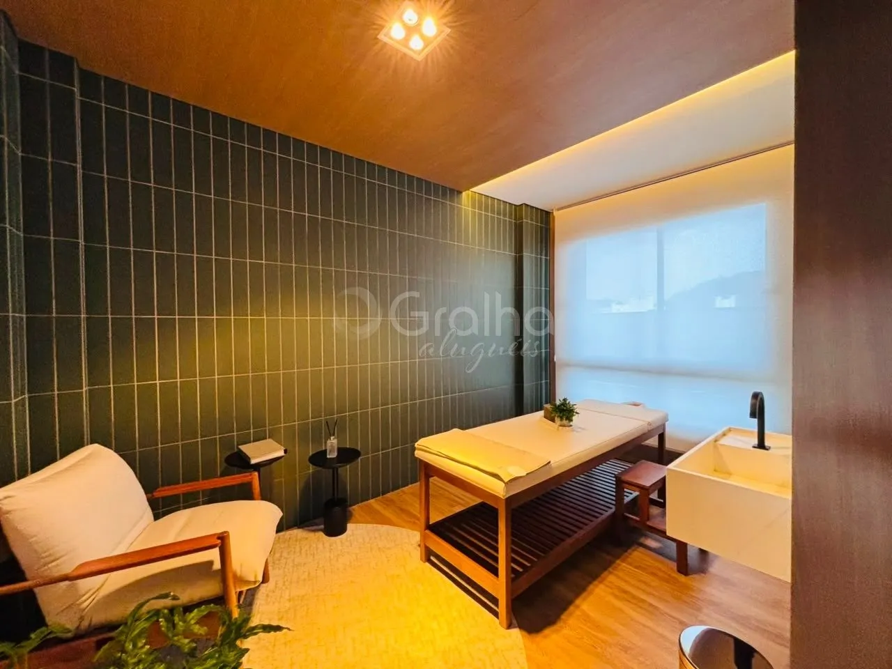 Furnished 2 en-suite apartment with 155 m² — photo 5