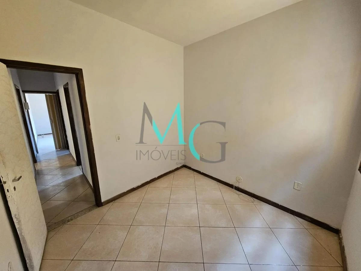 House with 4 bedrooms, 2 en-suites and 4 parking — photo 9