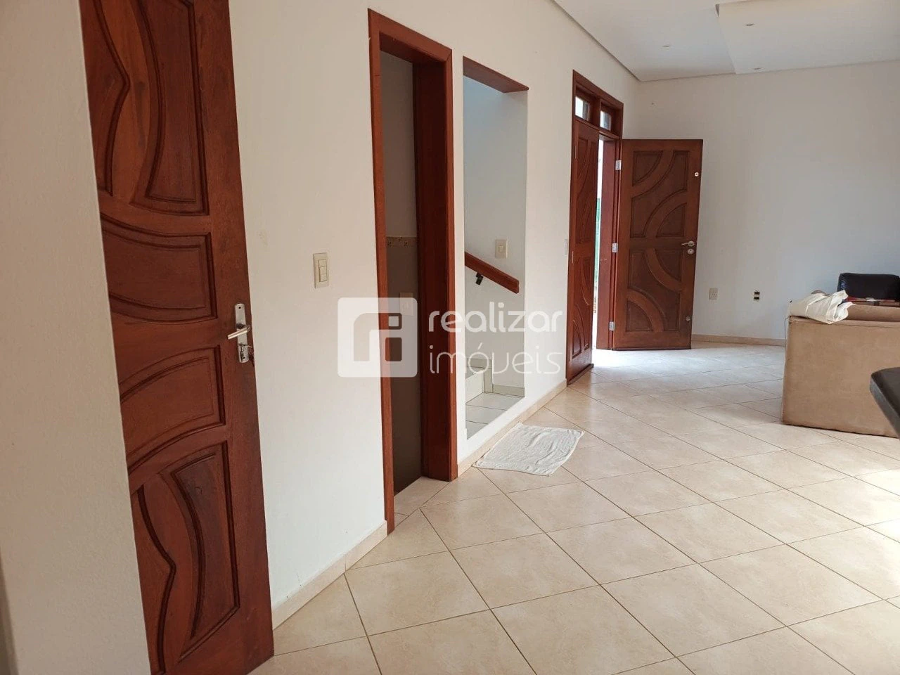 Casa com 2 quartos e 2 banheiros com garagem — photo 4