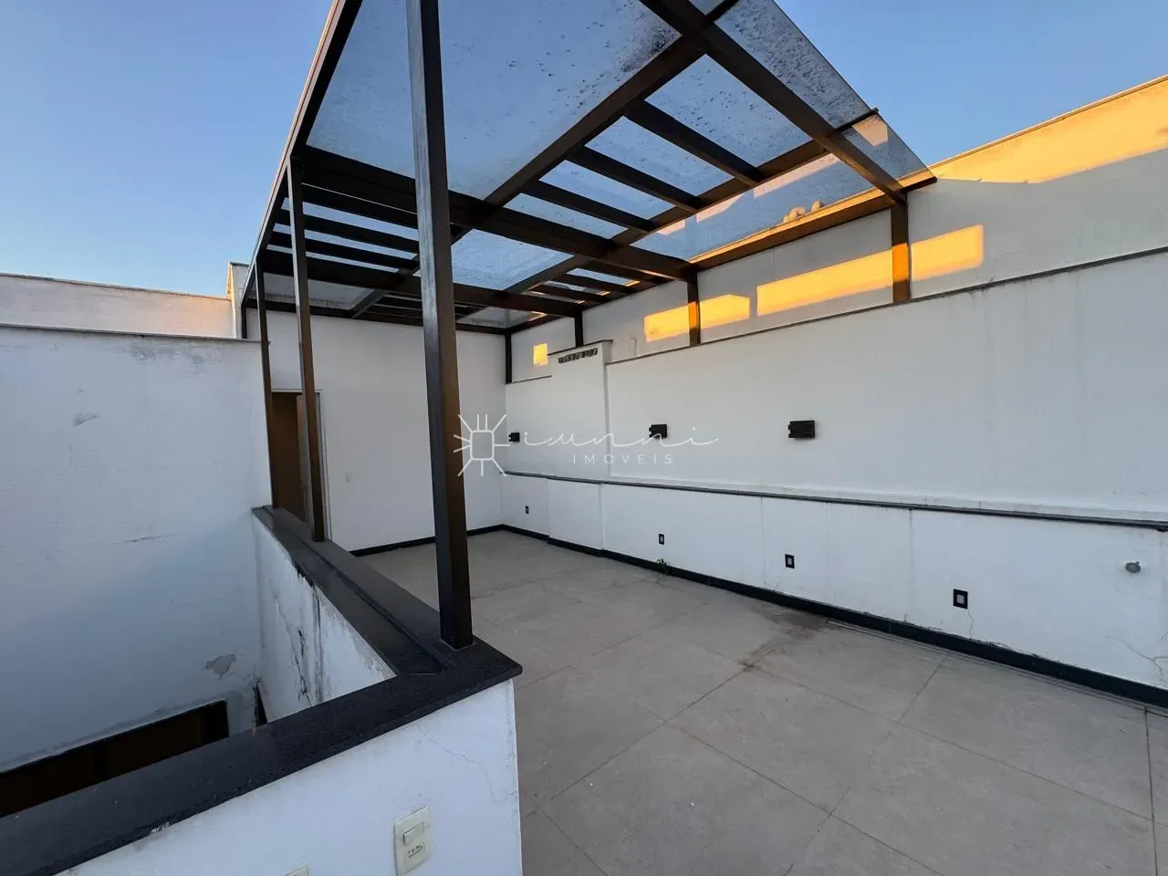 Penthouse with 5 bedrooms and 5 en-suite baths — photo 20