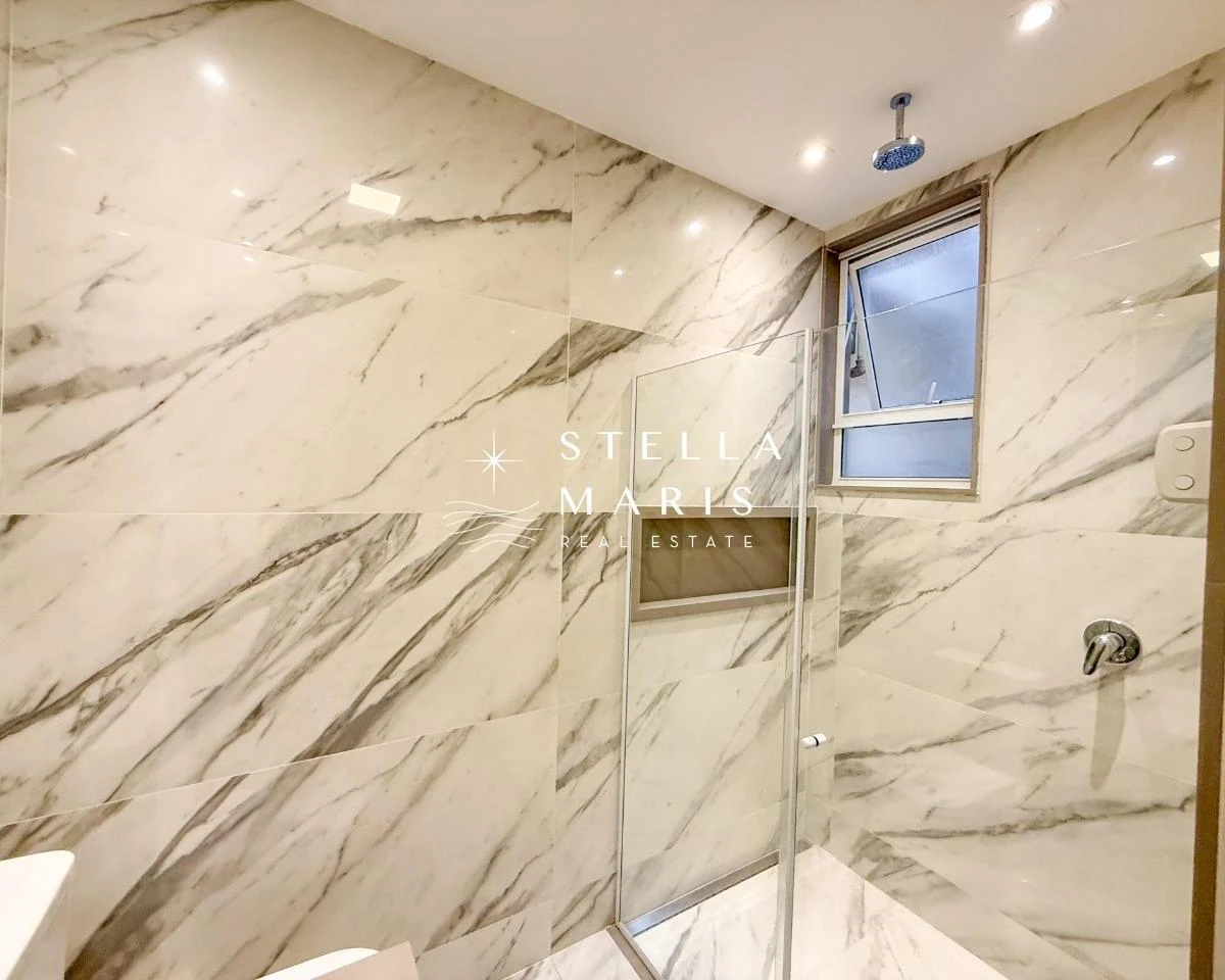 140 m² apartment with 3 en-suite bedrooms and no parking — photo 16
