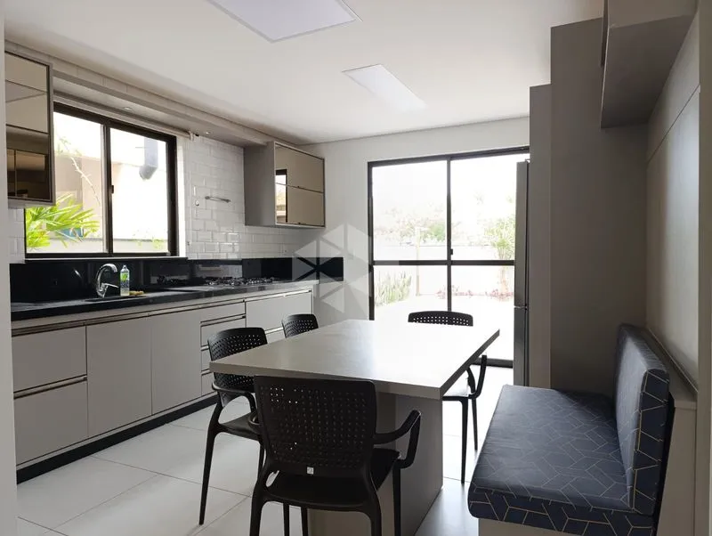 Garden in a 3-bedroom house, 130 m² — photo 9