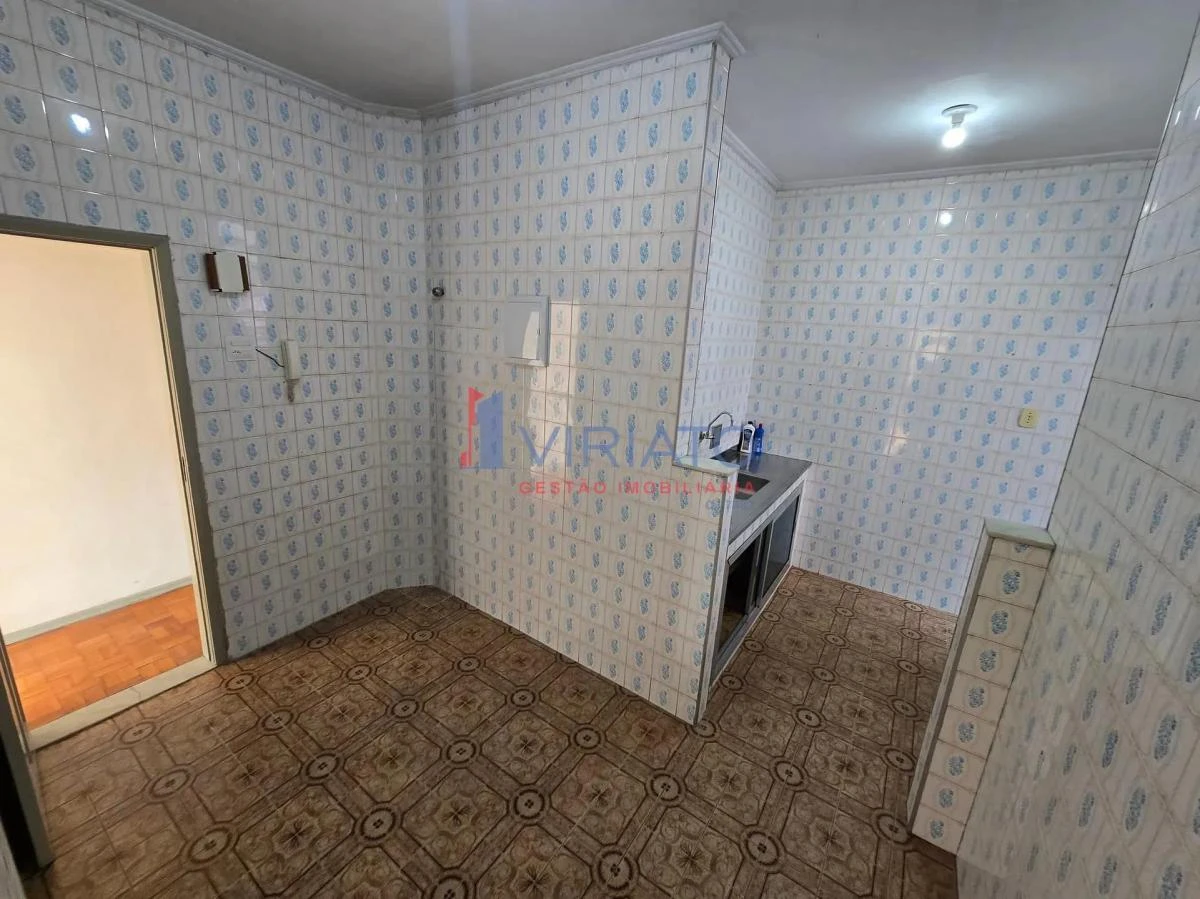 Apartment, 71 m², with wood or laminate floors — photo 4