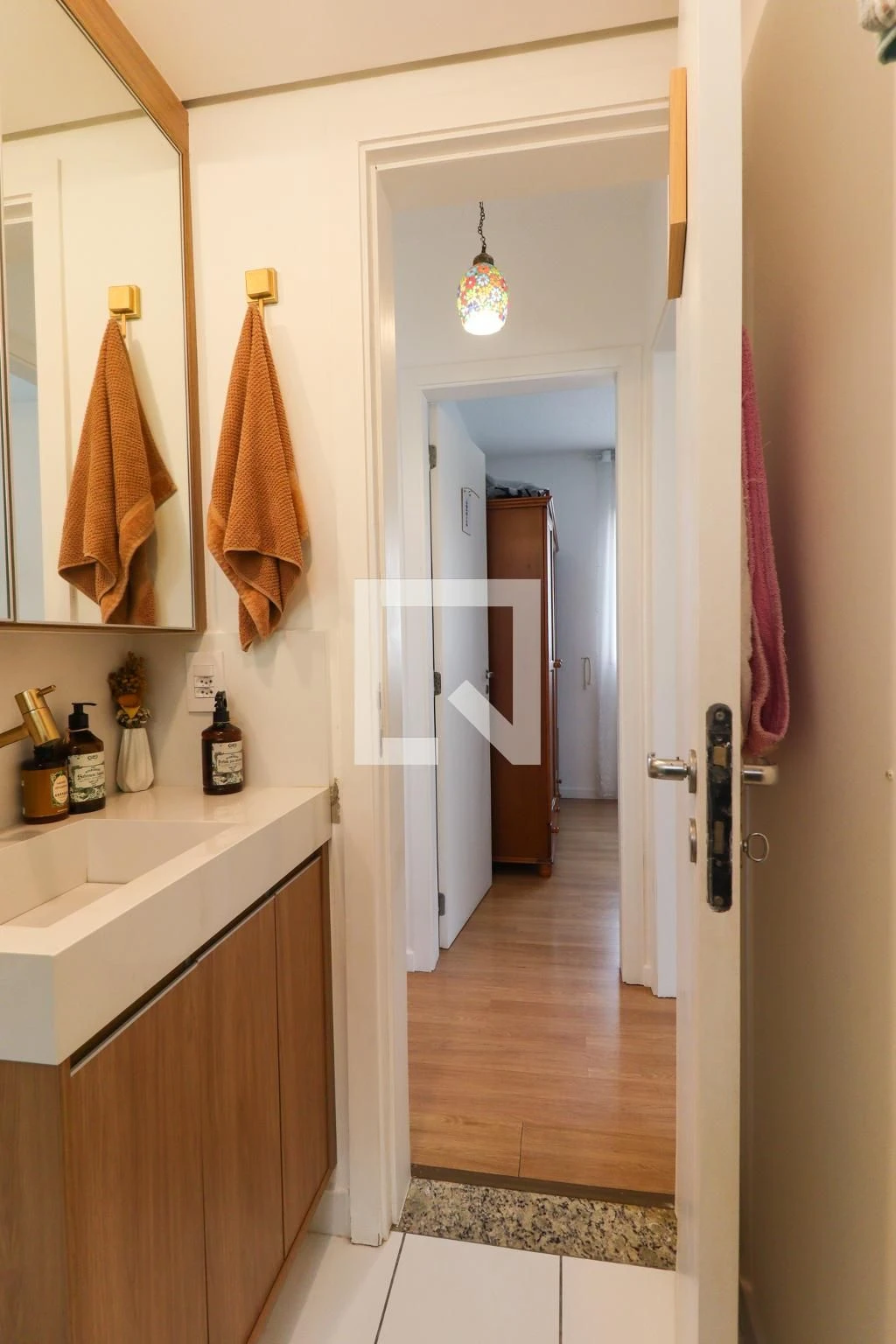 2-bedroom apartment with a glass-enclosed balcony — photo 32