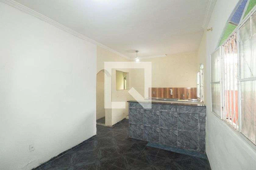 2-bedroom house with a laundry area — photo 15