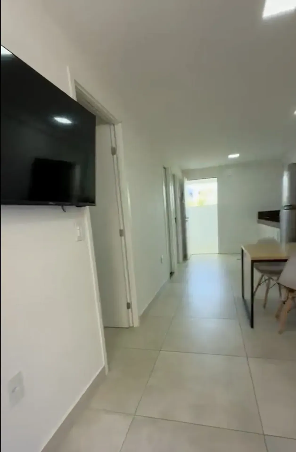 Вид на воду и 2 спальни: квартира 55 м² — photo 10