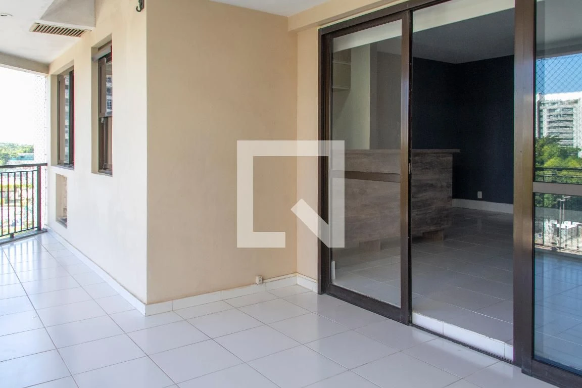 Apartamento con 2 dormitorios en suite y 1 plaza de parking — photo 17