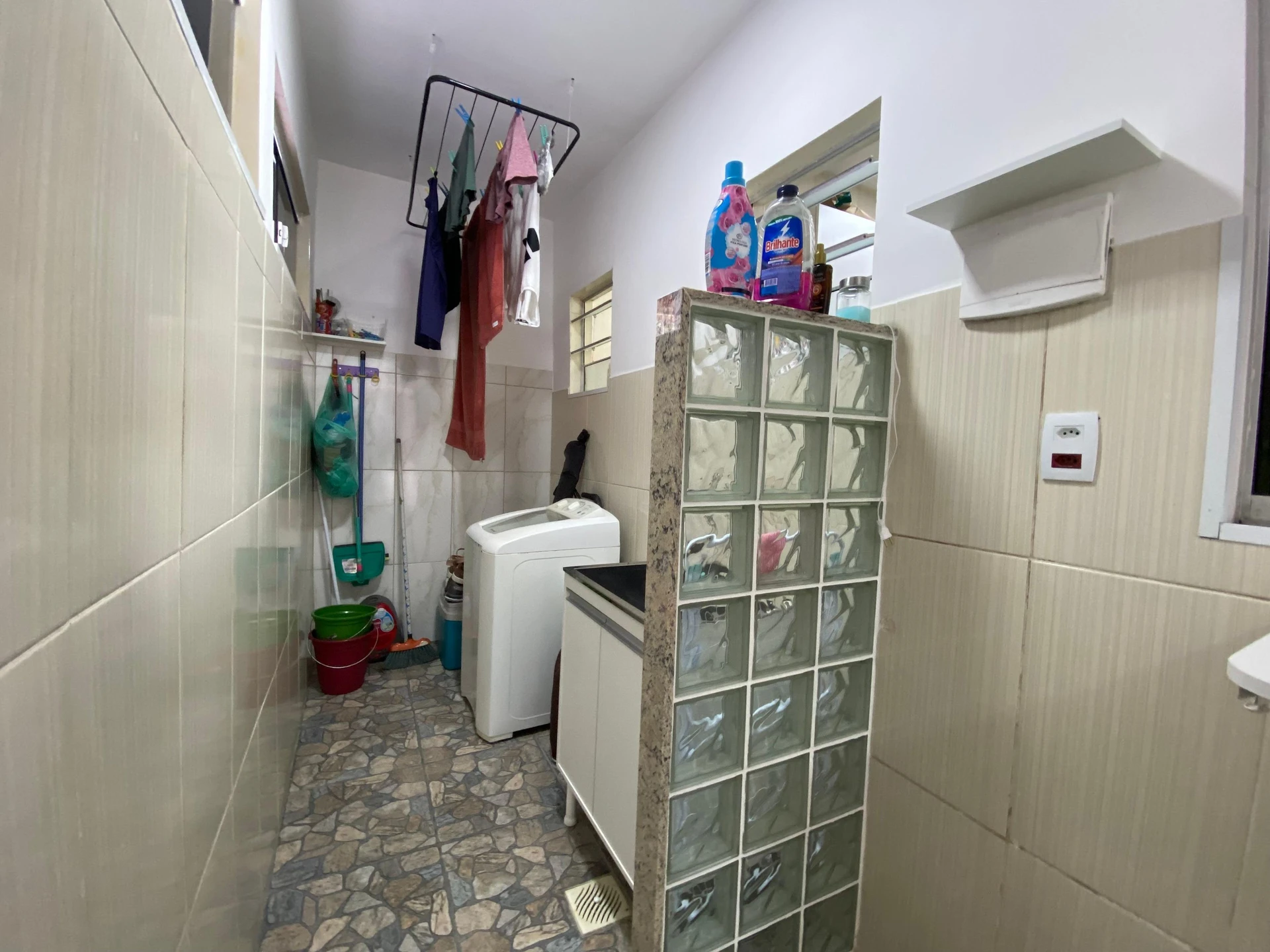One-bedroom house with a washing machine in Rio de Janeiro — photo 30