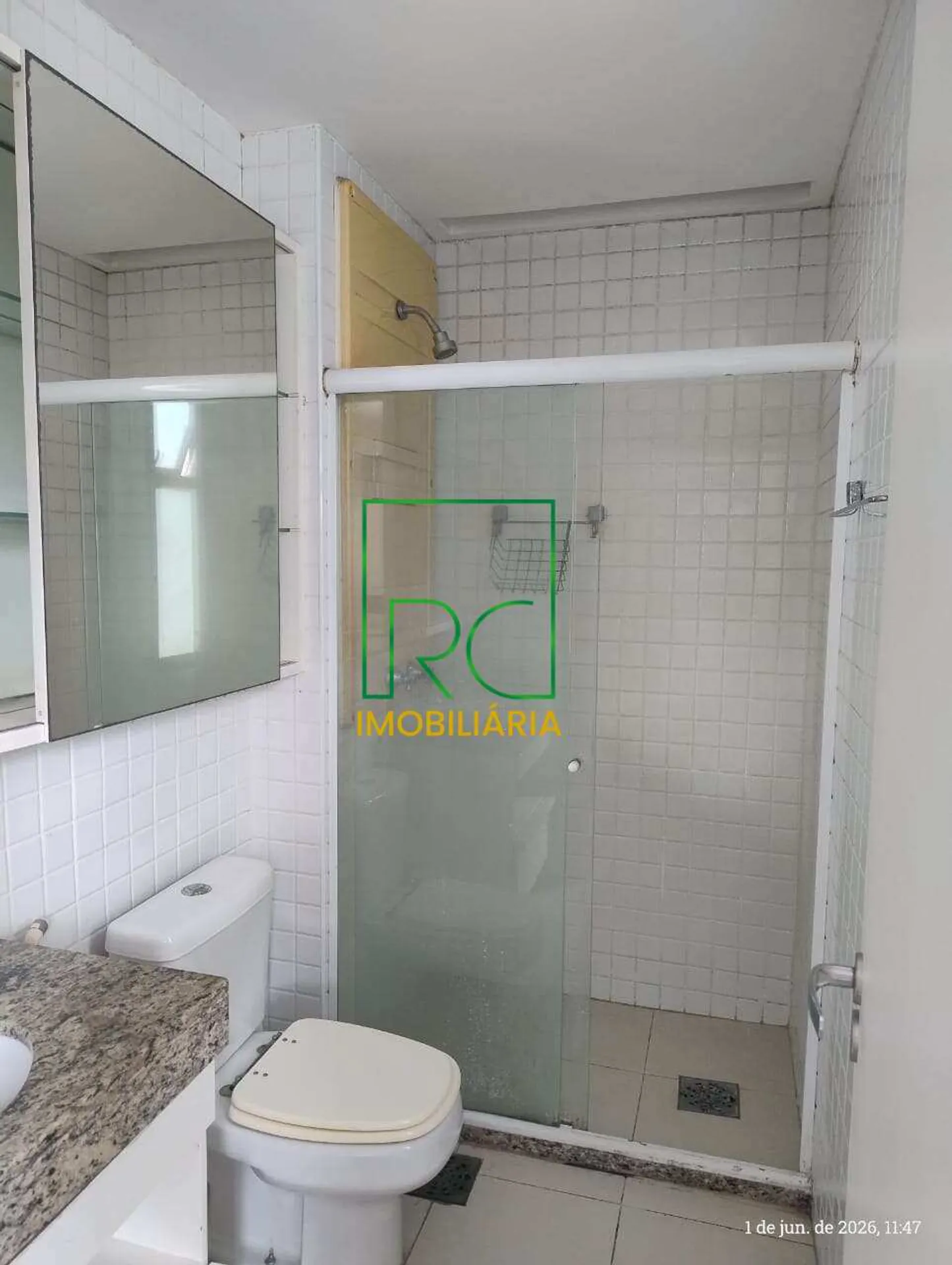 234 m² unfurnished apartment with 4 en-suite bedrooms — photo 39