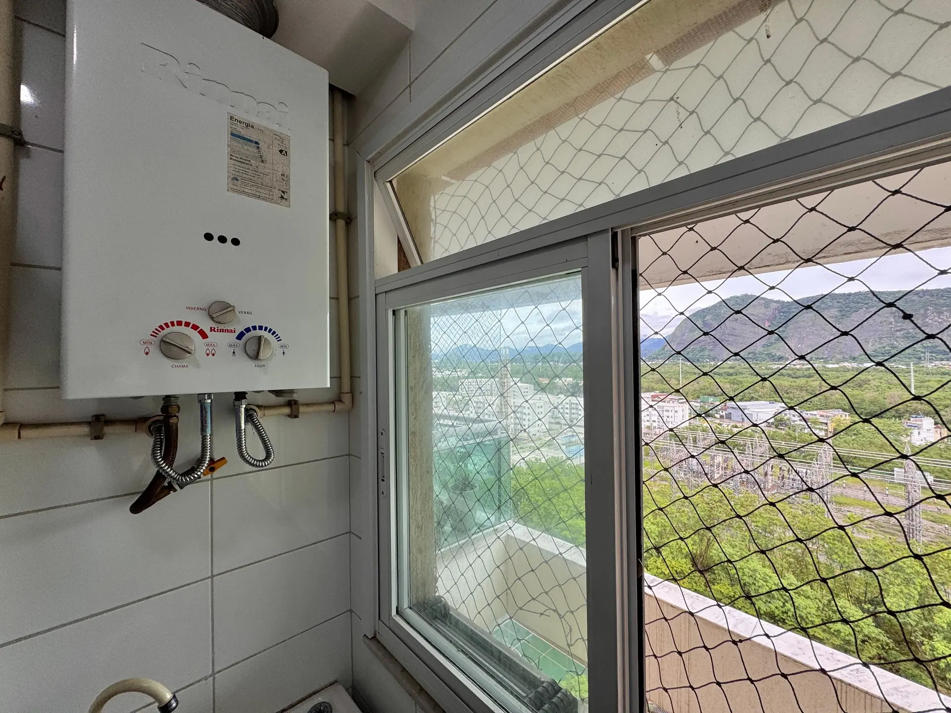 2-bedroom apartment with floor-to-ceiling windows — photo 21