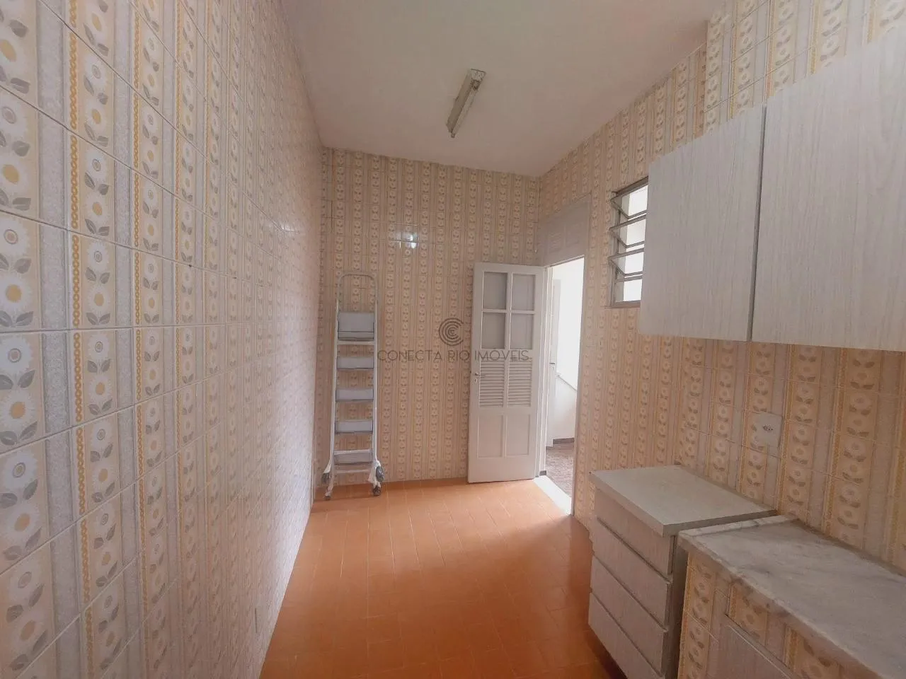 Apartment with 2 bedrooms and a balcony — photo 7