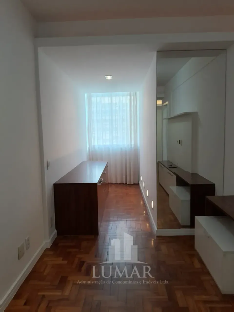 Apartamento sem mobília reformado com 2 quartos e vaga — photo 5