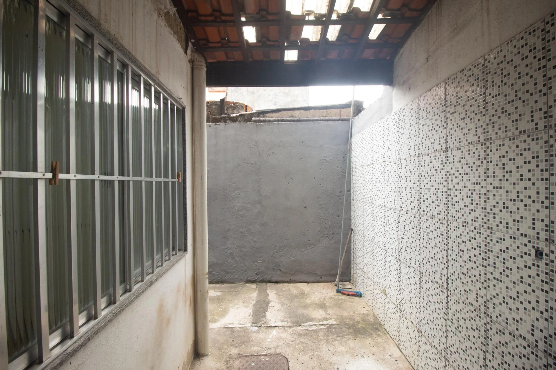 House for rent with 1 bedroom, separate kitchen and balcony — photo 24