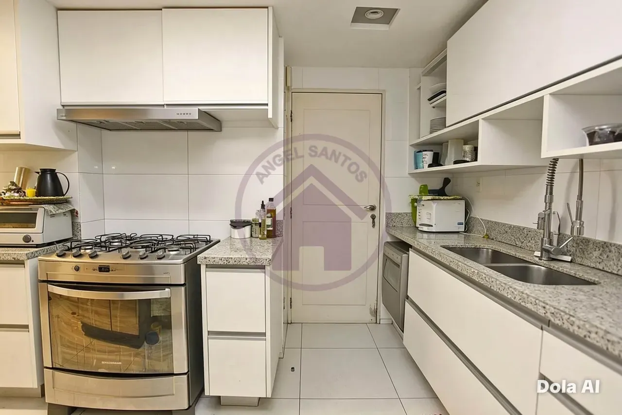 168 m² apartment with 3 bedrooms and 2 parking spots on 2nd — photo 2
