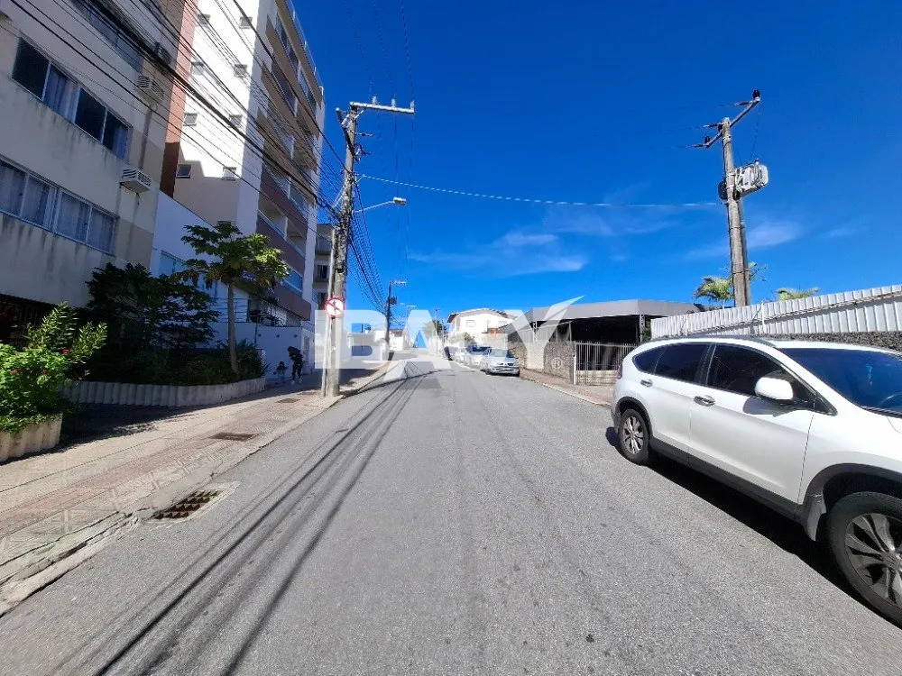 Квартира с 3 спальнями и 1 ванной при спальне, 90 м² — photo 26
