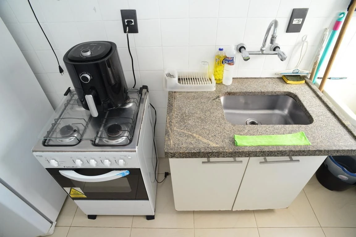 Apartamento mobiliado de 1 quarto com vaga e varanda — photo 6