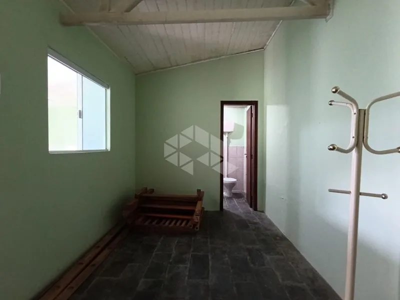 35 m² apartment with 1 bedroom and glass shower — photo 12