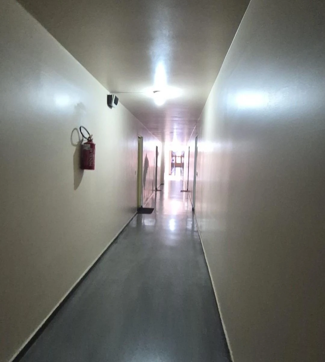 2-bedroom apartment with wood or laminate floors in Curitiba — photo 15