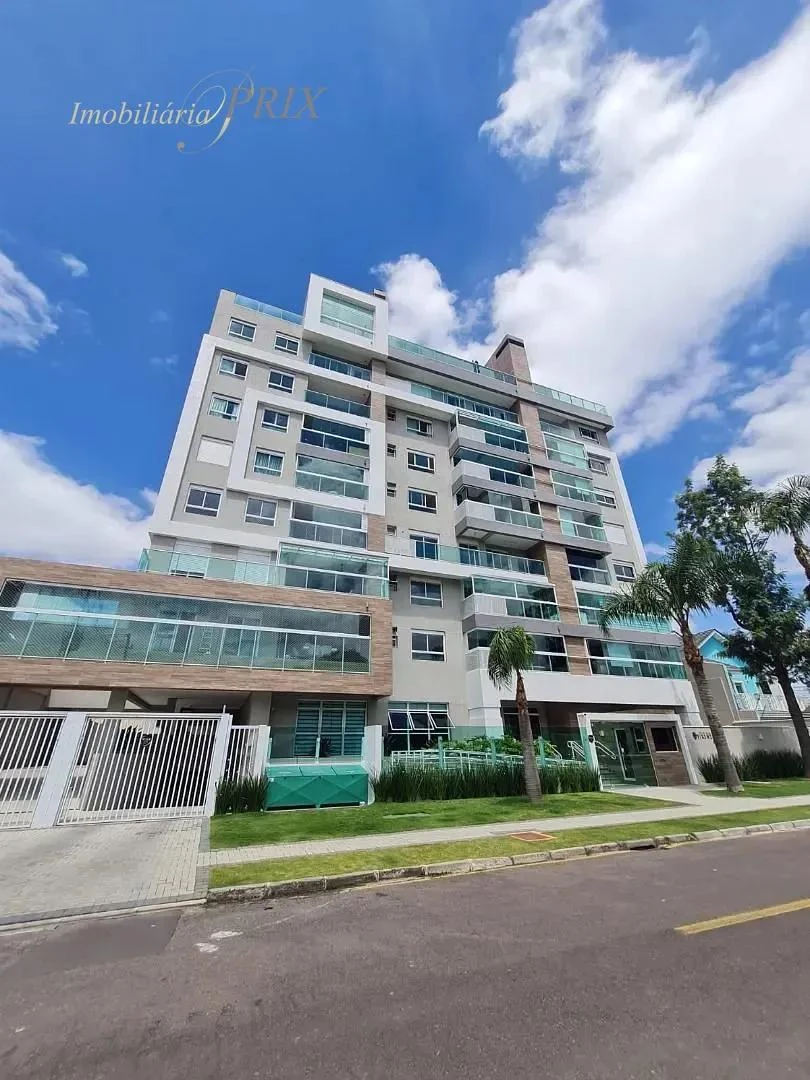 Glass-enclosed balcony in a 2-bedroom apartment, 76 m² — photo 14