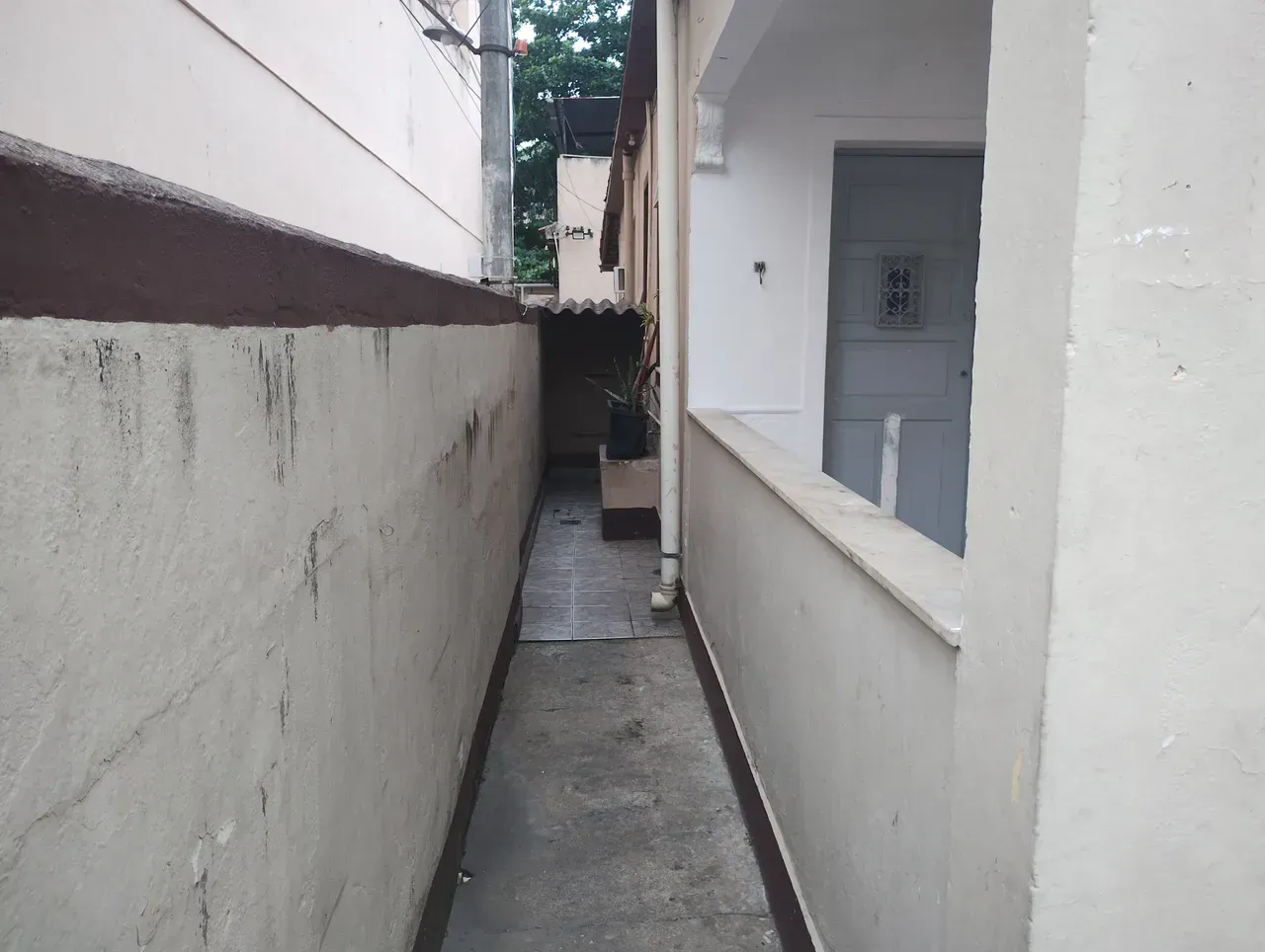 Apartamento de 1 quarto e 1 banheiro com cozinha fechada — photo 16