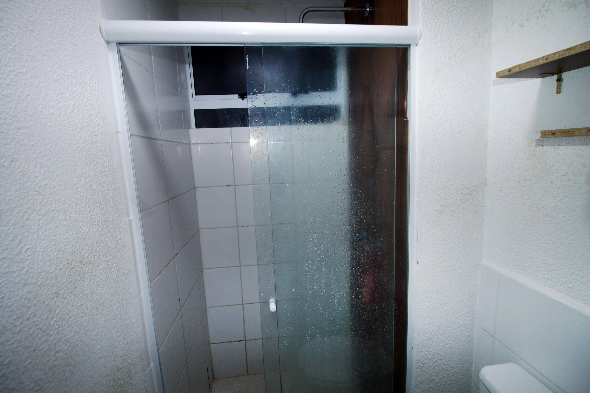 2-bedroom apartment with a washing machine — photo 15
