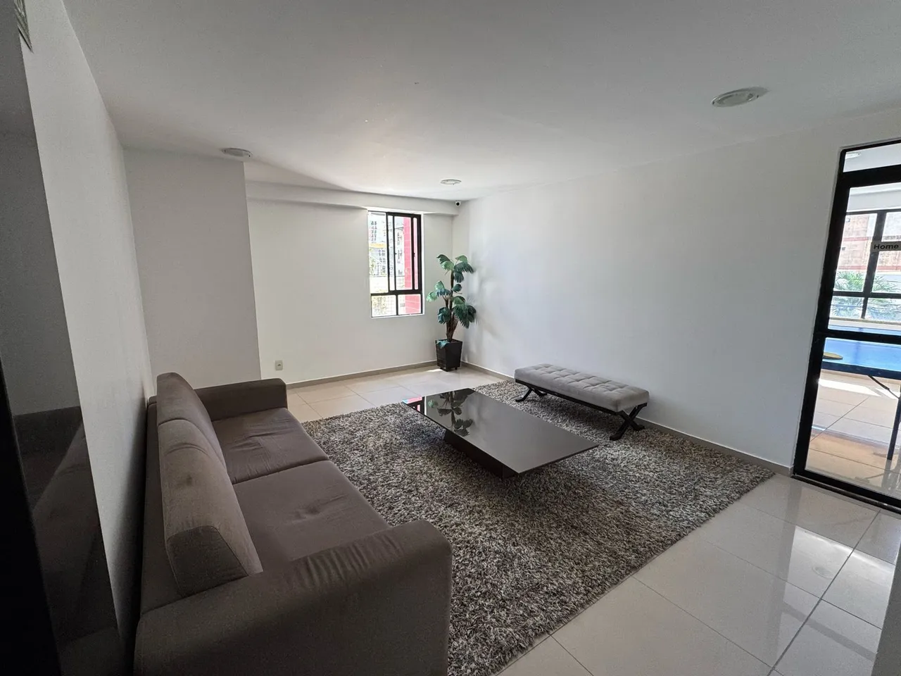 Unfurnished 100 m² apartment with 4 bedrooms and 2 en-suites — photo 41