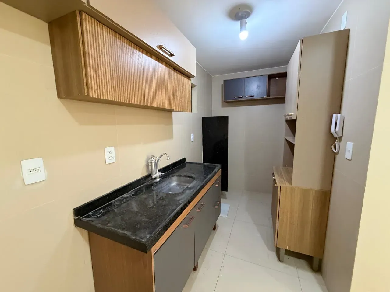 Квартира з 2 спальнями, у будинку є тренажерний зал — photo 14