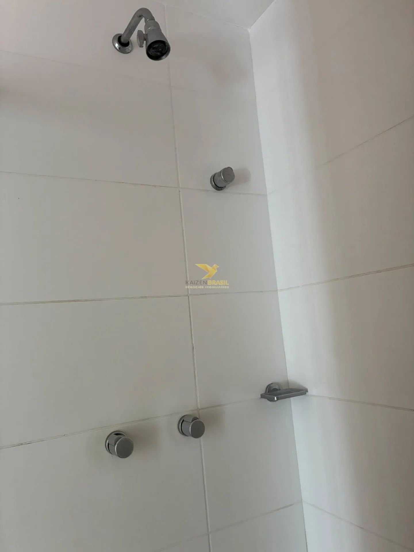 3-bedroom apartment, 1 with its own bathroom, 97 m² — photo 39