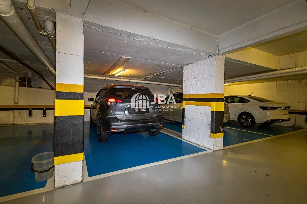 Квартира 226 м² з 3 спальнями та кухнею відкритого плану — photo 28
