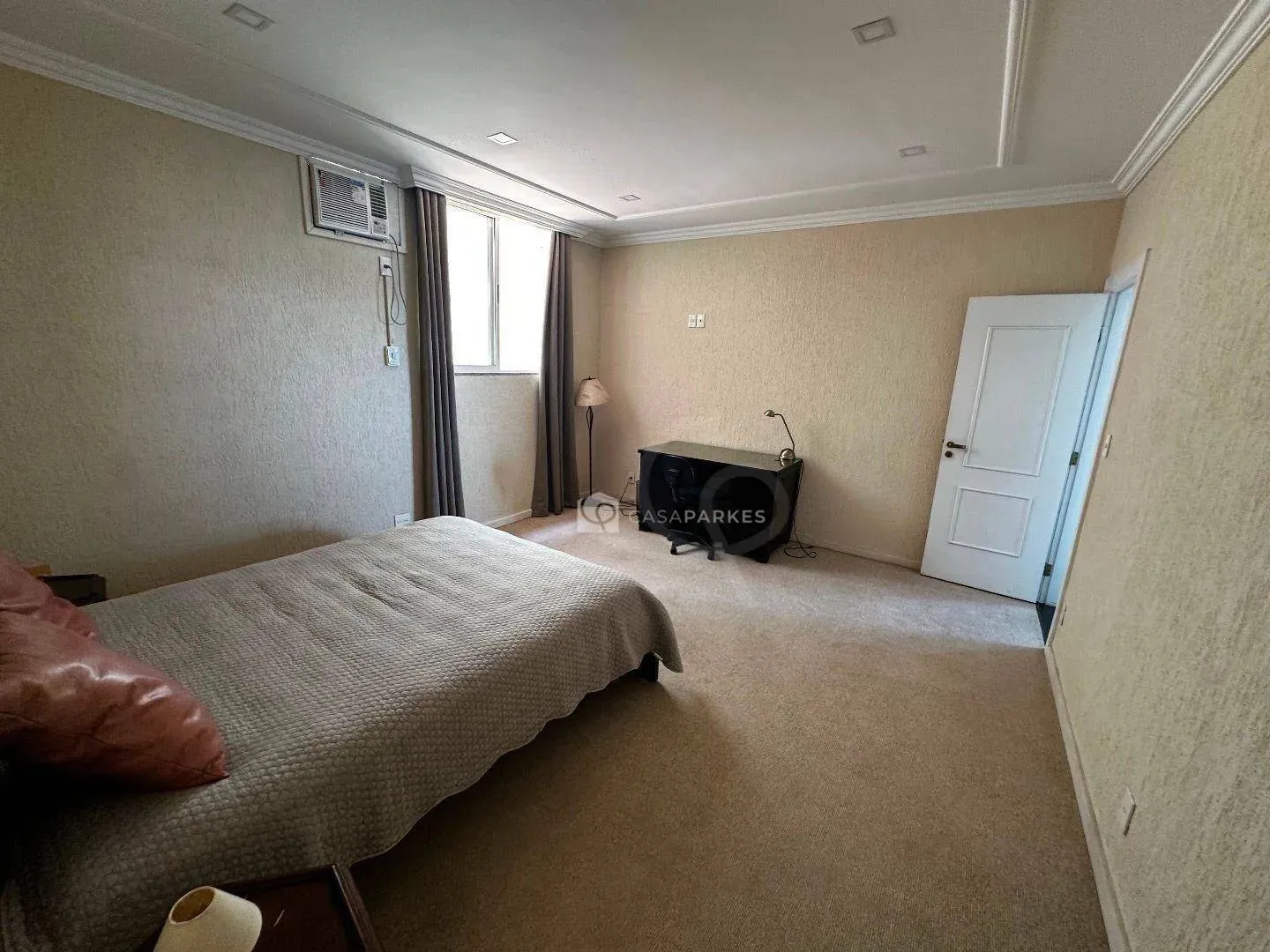 Furnished house with 5 bedrooms and 1200 m² gas kitchen — photo 30