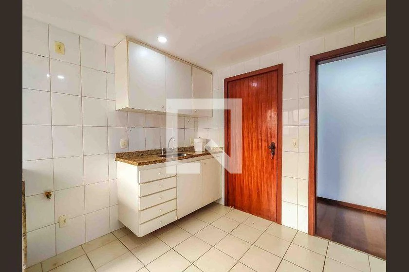 112 m² apartment with 3 bedrooms, 1 suite and 2 parking — photo 25