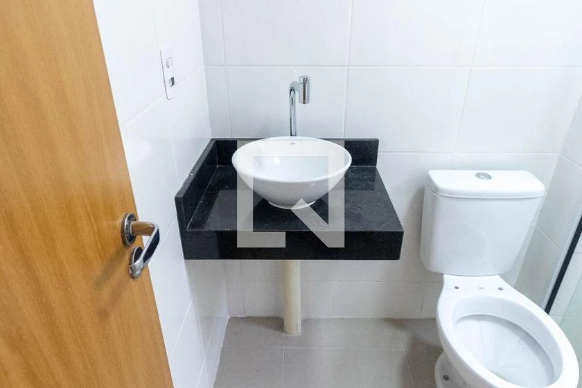 2-bedroom 45 m² apartment with a separate kitchen — photo 37