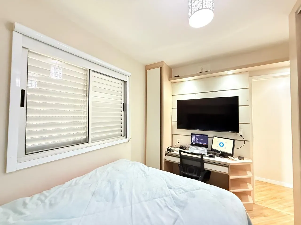 2-bedroom apartment with a washing machine in Curitiba — photo 10