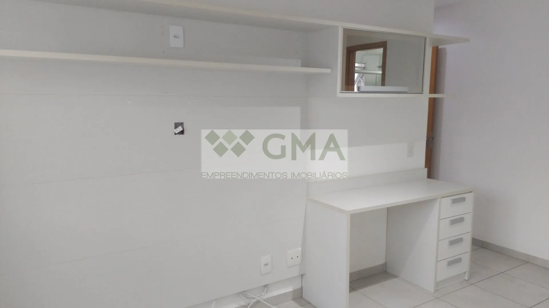 205 m² apartment on the 5th floor with 4 bedrooms — photo 12