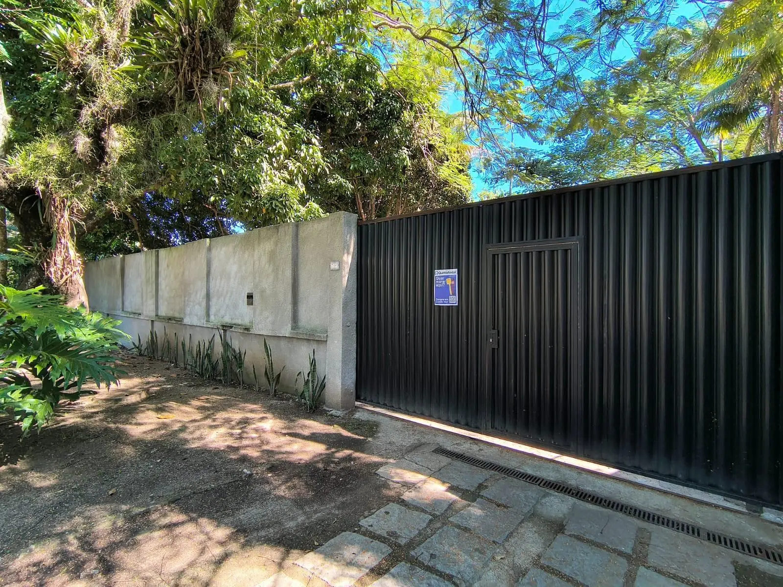 Furnished house with 5 bedrooms and 3 bathrooms — photo 59