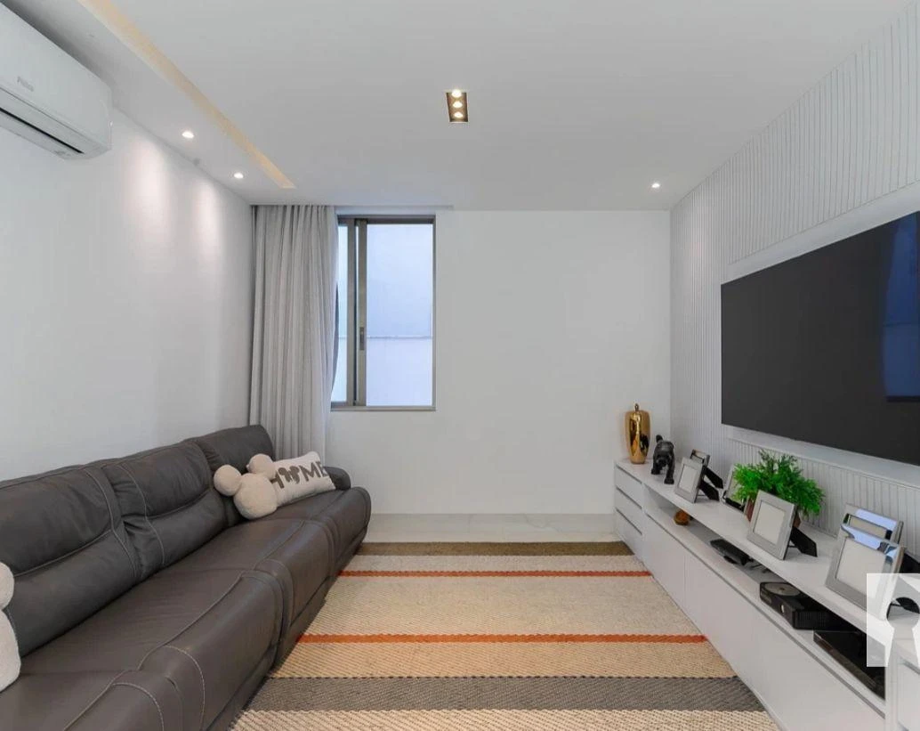 Furnished house with 5 bedrooms and an open-plan kitchen