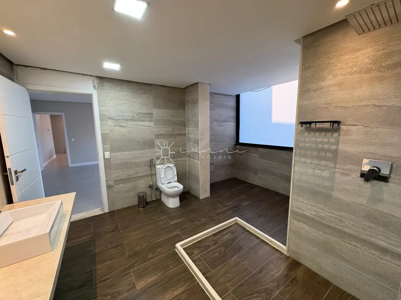 Penthouse with 5 bedrooms and 5 en-suite baths — photo 4