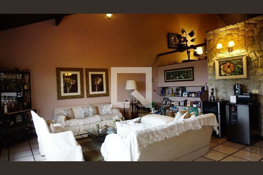 Casa mobiliada com 4 quartos e 460 m² — photo 29