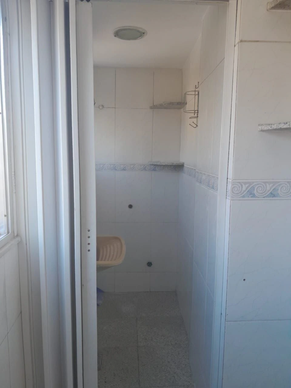 Квартира з 3 спальнями та балконом із грилем — photo 15