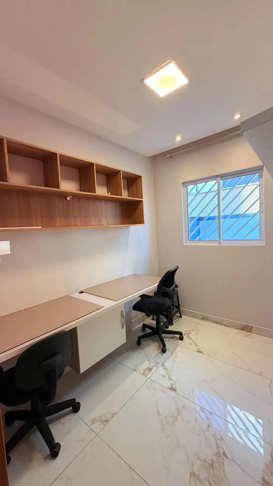 Casa de 4 dormitorios con balcón gourmet en João Pessoa — photo 7