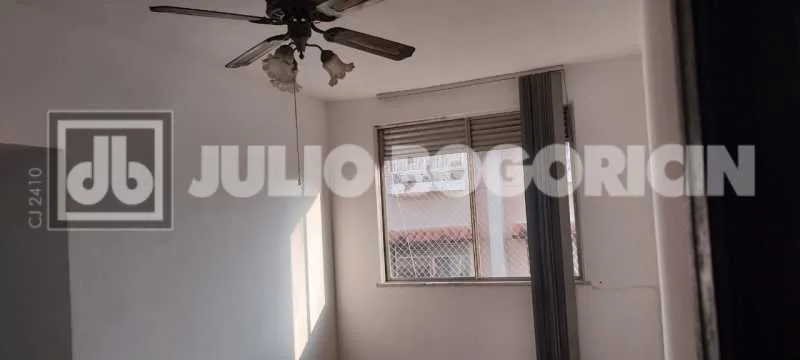 Unfurnished apartment with 2 bedrooms and 1 bathroom — photo 14