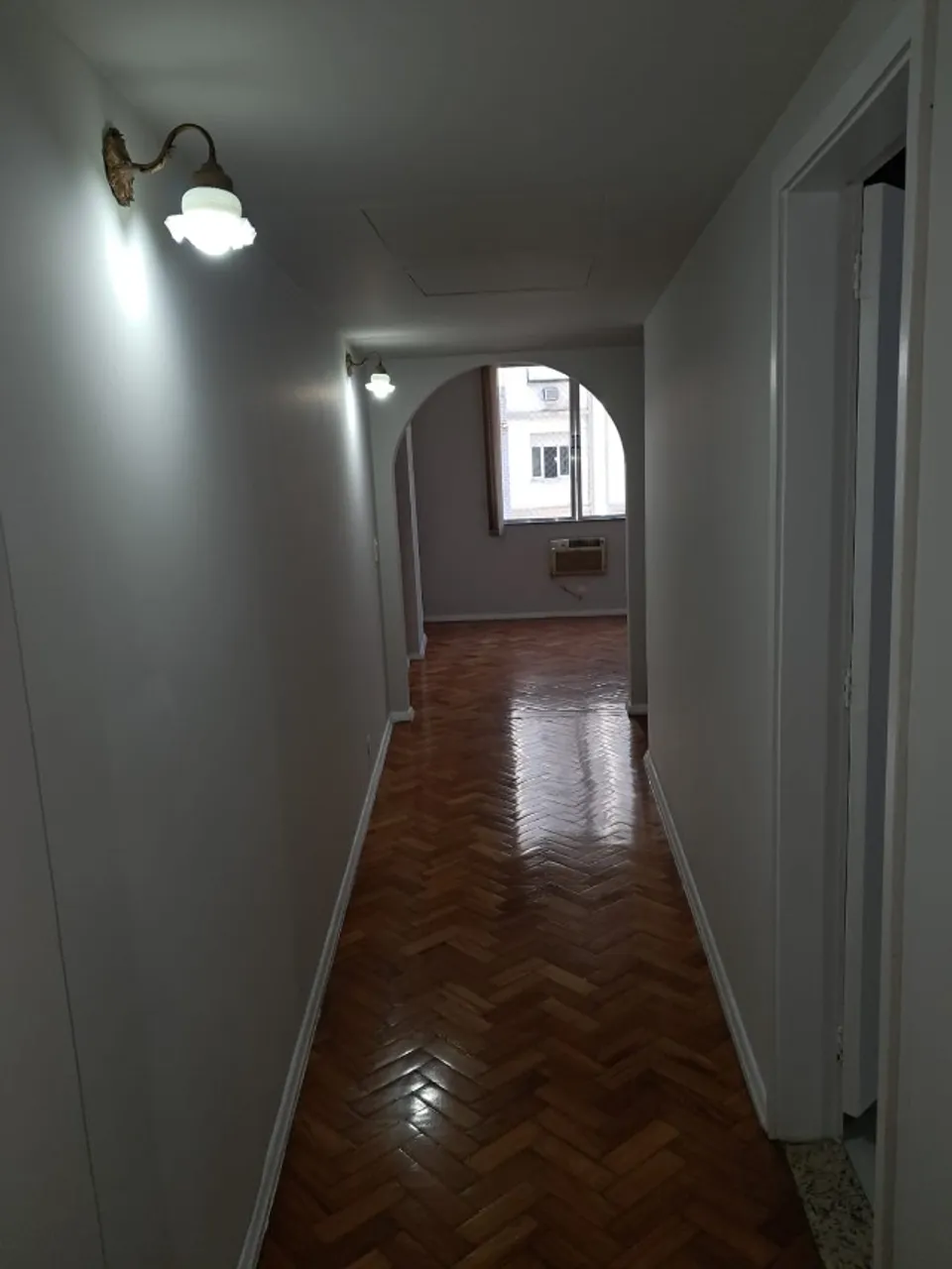 Apartment, 85 m², with wood or laminate floors — photo 11