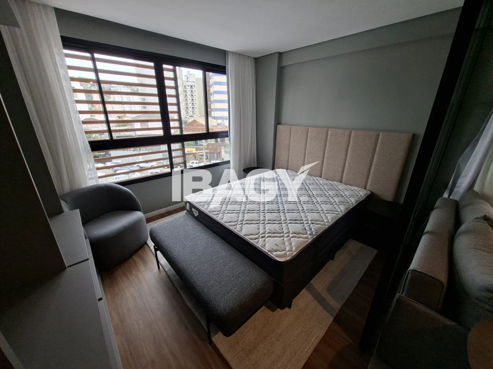30 m² apartment with 1 bedroom and tall windows — photo 47