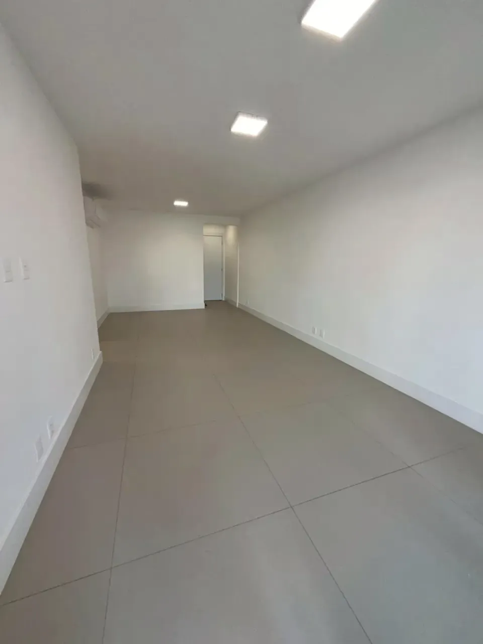 4-bedroom apartment with a home office — photo 5
