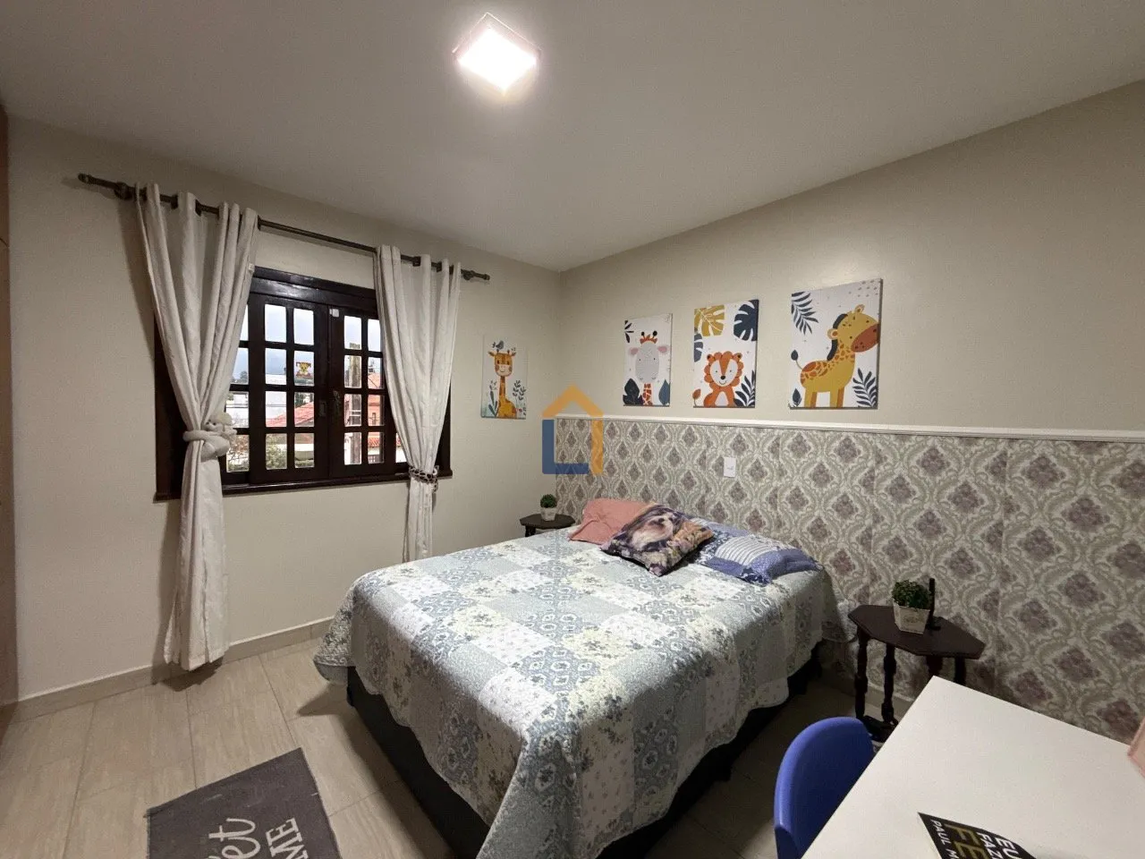 3-bedroom house with a home office — photo 13
