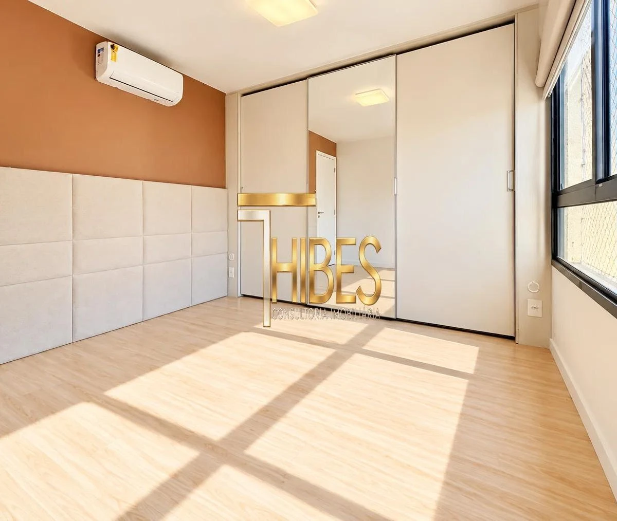 Apartamento, 110 m², com janelas do piso ao teto — photo 17