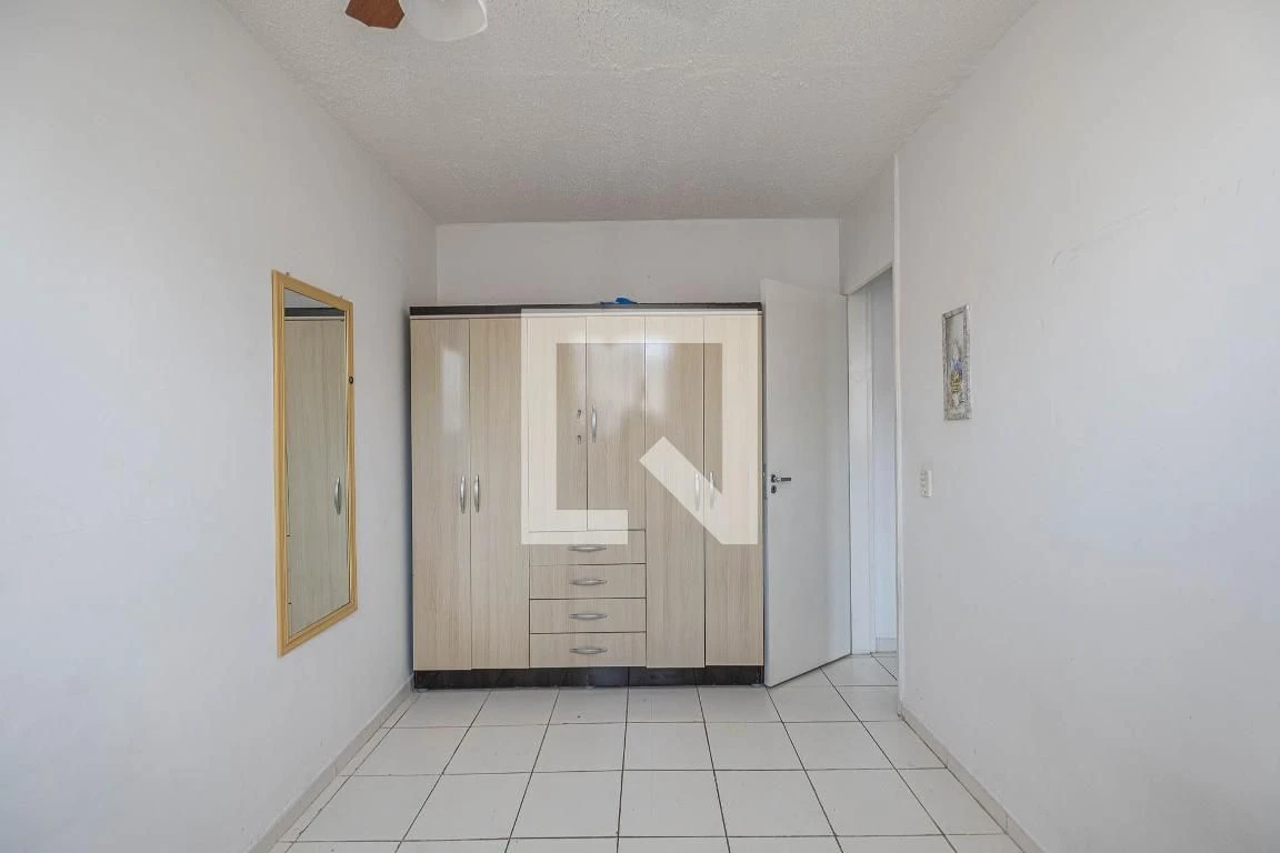 Furnished 2-bedroom apartment with a balcony — photo 33